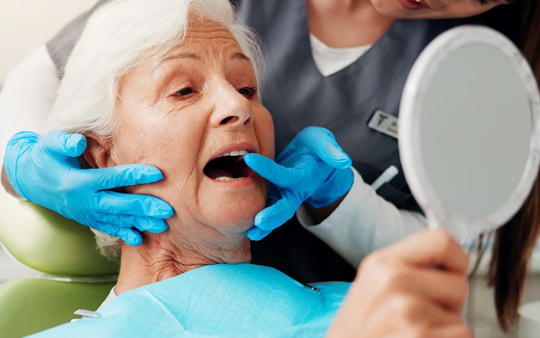 Protesi fisse su impianti o dentiere